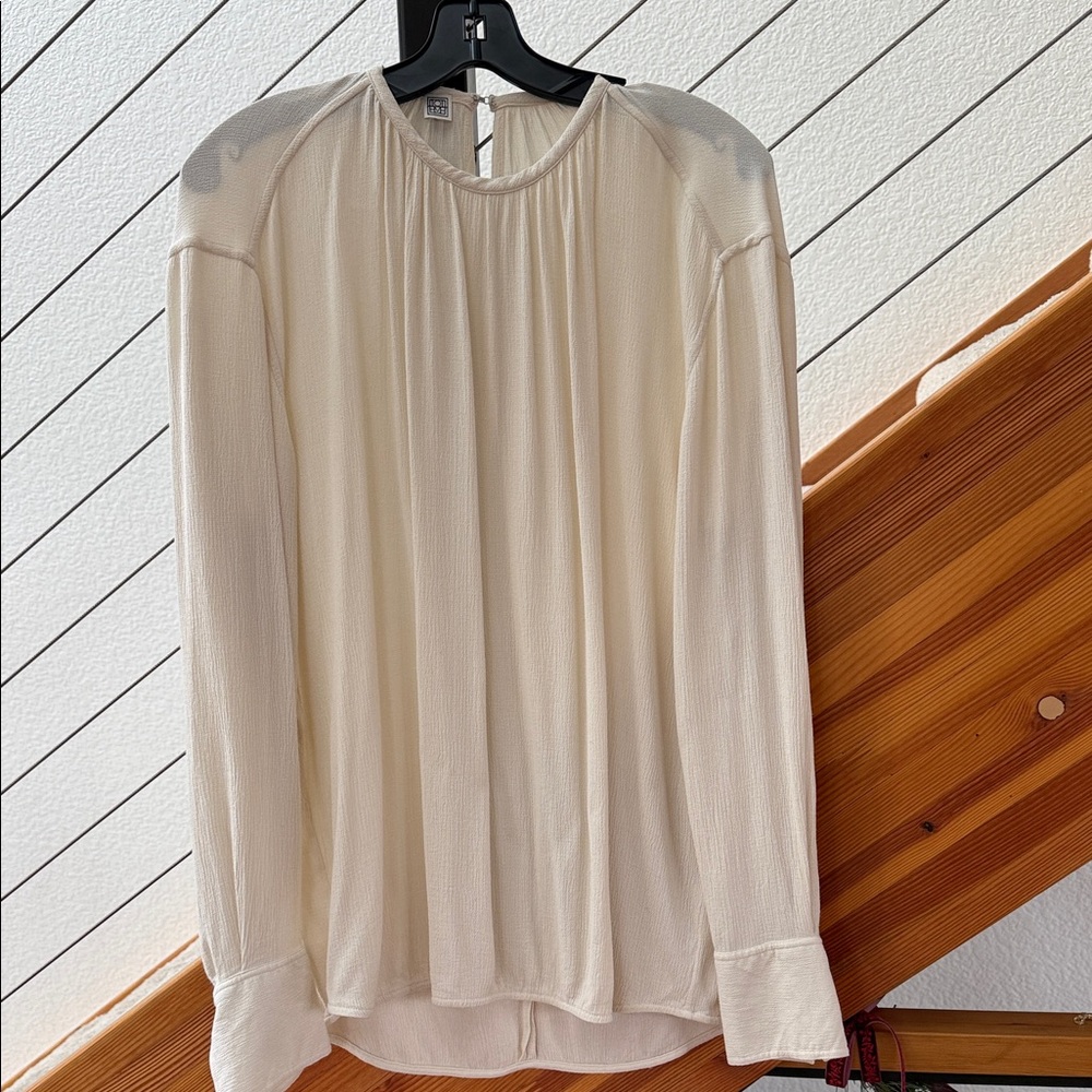 Toteme Gathered Crepe top - Cream, Sz 40 (M, 8)
